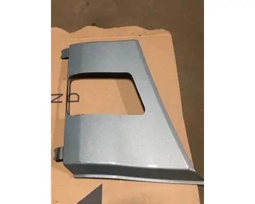 VOLVO VNL Bumper Filler Panel