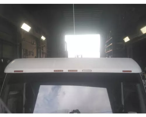 VOLVO VNL CAB CLIP