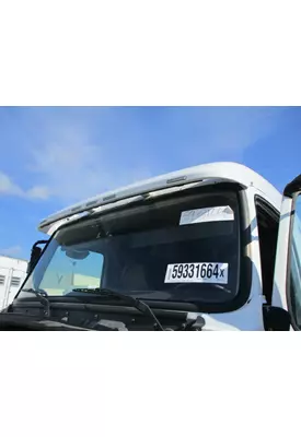 VOLVO VNL CAB CLIP