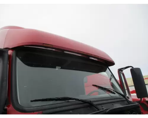 VOLVO VNL CAB CLIP