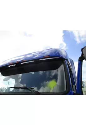 VOLVO VNL CAB CLIP