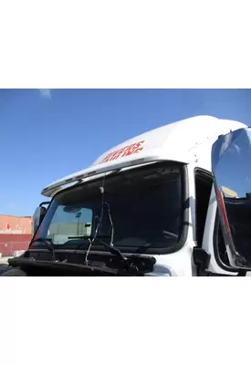 VOLVO VNL CAB CLIP