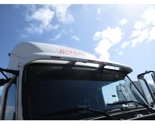 VOLVO VNL CAB CLIP