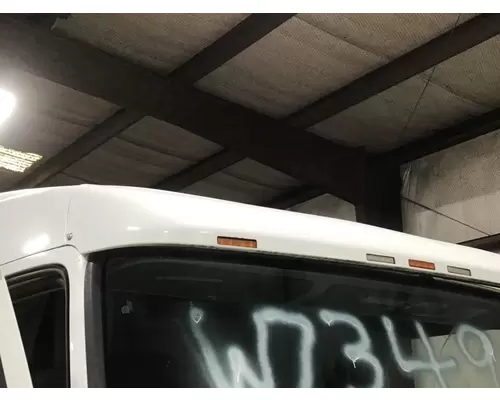 VOLVO VNL CAB CLIP