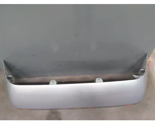 VOLVO VNL CAB CLIP