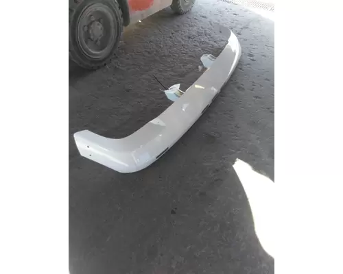 VOLVO VNL CAB CLIP