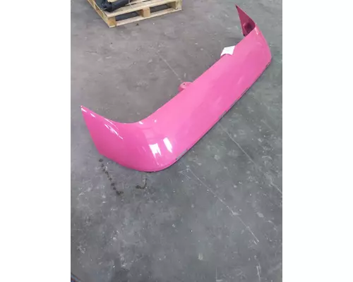 VOLVO VNL CAB CLIP