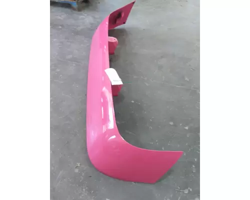 VOLVO VNL CAB CLIP