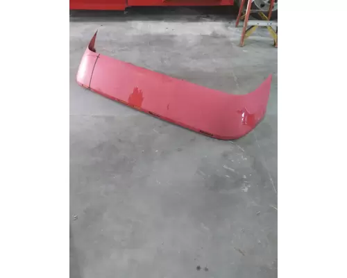 VOLVO VNL CAB CLIP