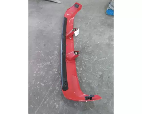 VOLVO VNL CAB CLIP