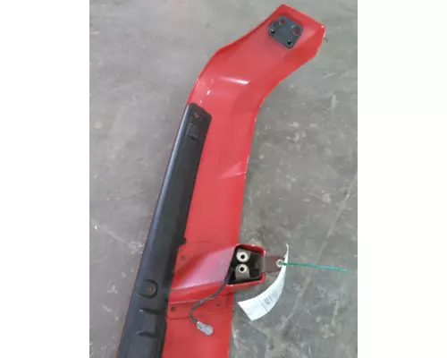 VOLVO VNL CAB CLIP