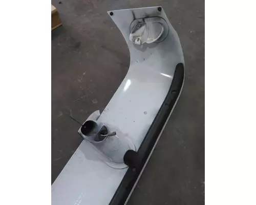 VOLVO VNL CAB CLIP
