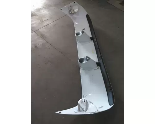 VOLVO VNL CAB CLIP