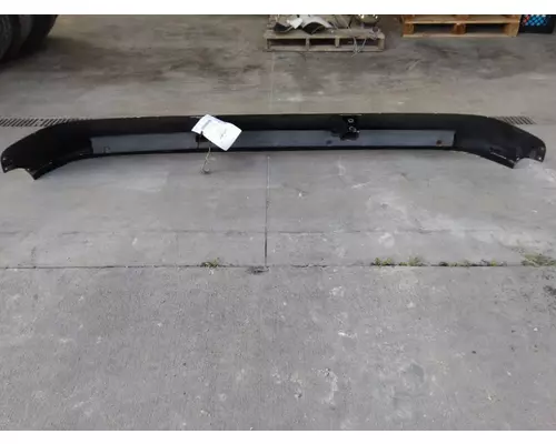 VOLVO VNL CAB CLIP