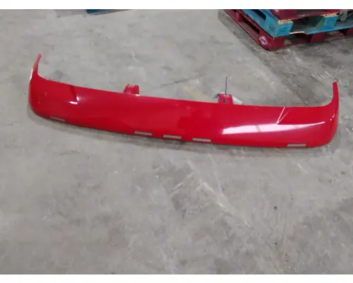 VOLVO VNL CAB CLIP