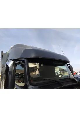 VOLVO VNL CAB CLIP