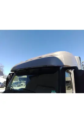 VOLVO VNL CAB CLIP