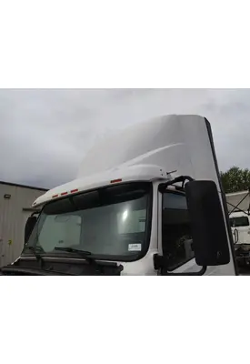 VOLVO VNL CAB CLIP