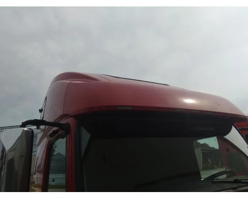 VOLVO VNL CAB CLIP