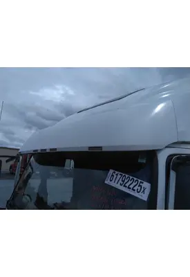 VOLVO VNL CAB CLIP