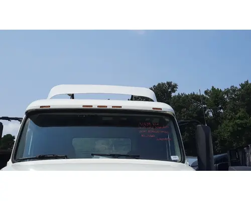 VOLVO VNL CAB CLIP