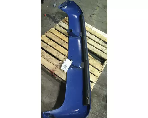 VOLVO VNL CAB CLIP