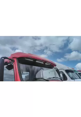 VOLVO VNL CAB CLIP