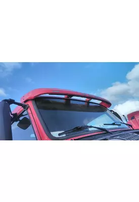 VOLVO VNL CAB CLIP