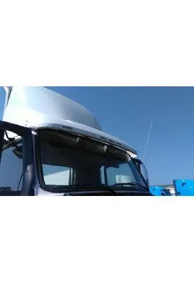 VOLVO VNL CAB CLIP