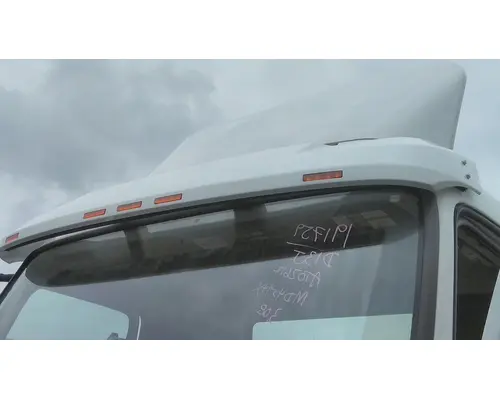 VOLVO VNL CAB CLIP