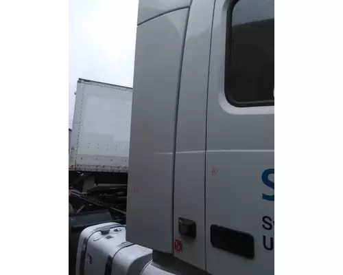 VOLVO VNL CAB EXTENSION