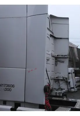 VOLVO VNL CAB EXTENSION