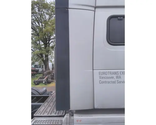 VOLVO VNL CAB EXTENSION