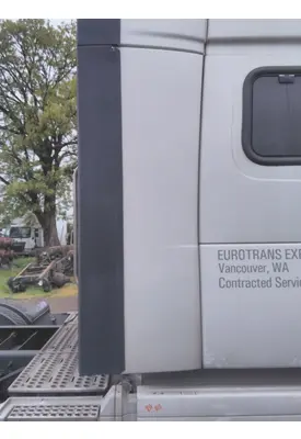 VOLVO VNL CAB EXTENSION