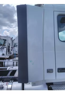 VOLVO VNL CAB EXTENSION