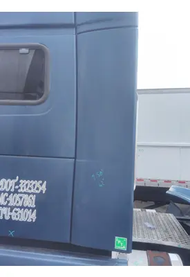 VOLVO VNL CAB EXTENSION