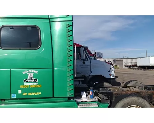 VOLVO VNL CAB EXTENSION
