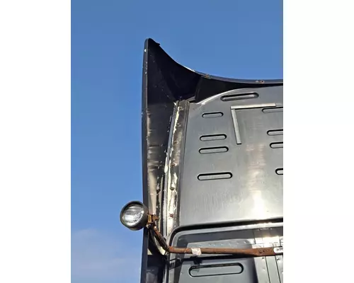 VOLVO VNL CAB EXTENSION