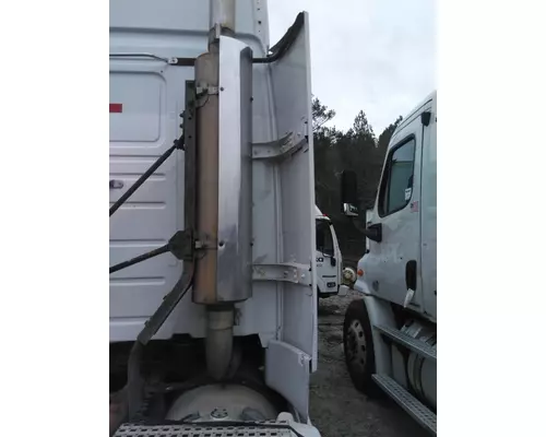 VOLVO VNL CAB EXTENSION
