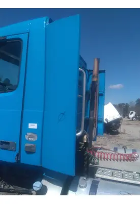 VOLVO VNL CAB EXTENSION