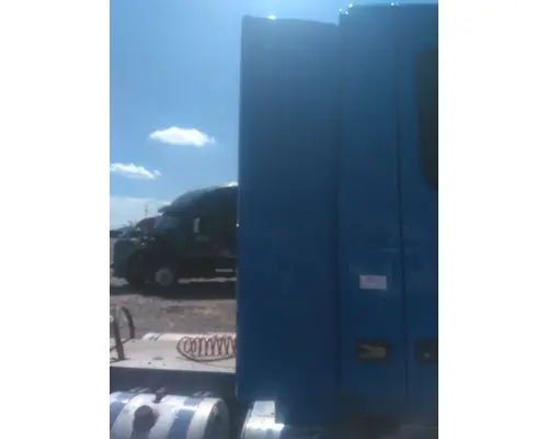 VOLVO VNL CAB EXTENSION