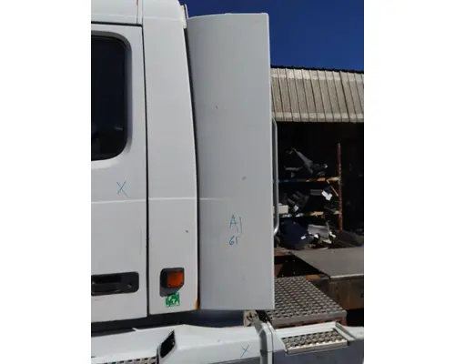 VOLVO VNL CAB EXTENSION
