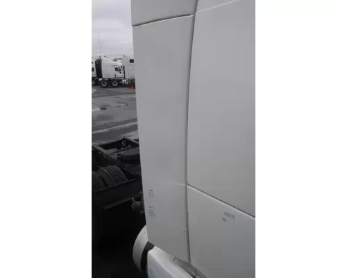 VOLVO VNL CAB EXTENSION