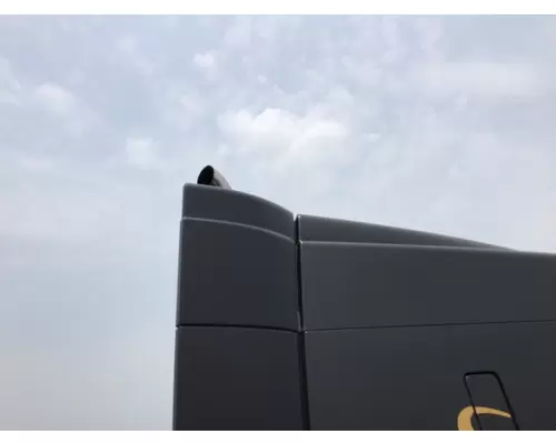 VOLVO VNL CAB EXTENSION