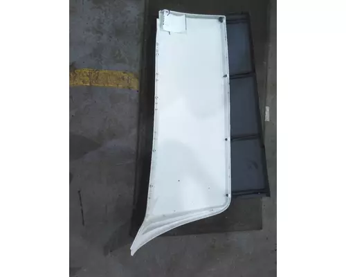 VOLVO VNL CAB EXTENSION