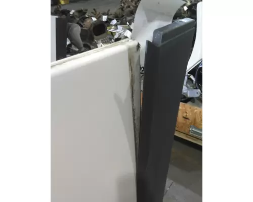 VOLVO VNL CAB EXTENSION