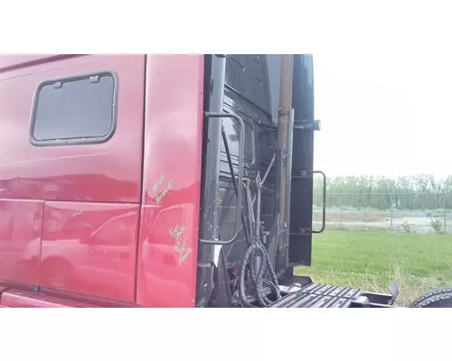 VOLVO VNL CAB EXTENSION