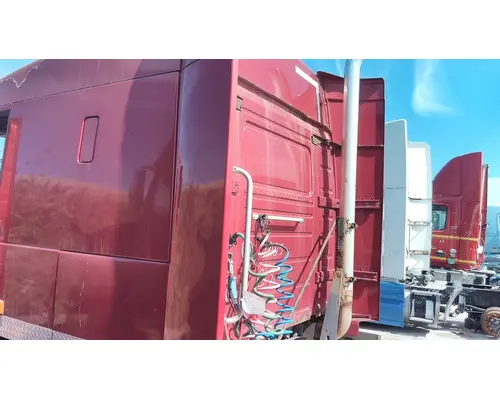 VOLVO VNL CAB EXTENSION