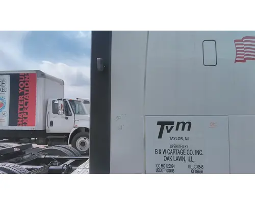 VOLVO VNL CAB EXTENSION