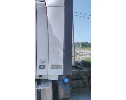 VOLVO VNL CAB EXTENSION